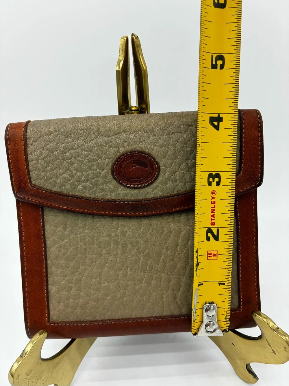 Vintage Dooney & Bourke All Weather Leather Wallet Bifold Kiss Lock Coin USA